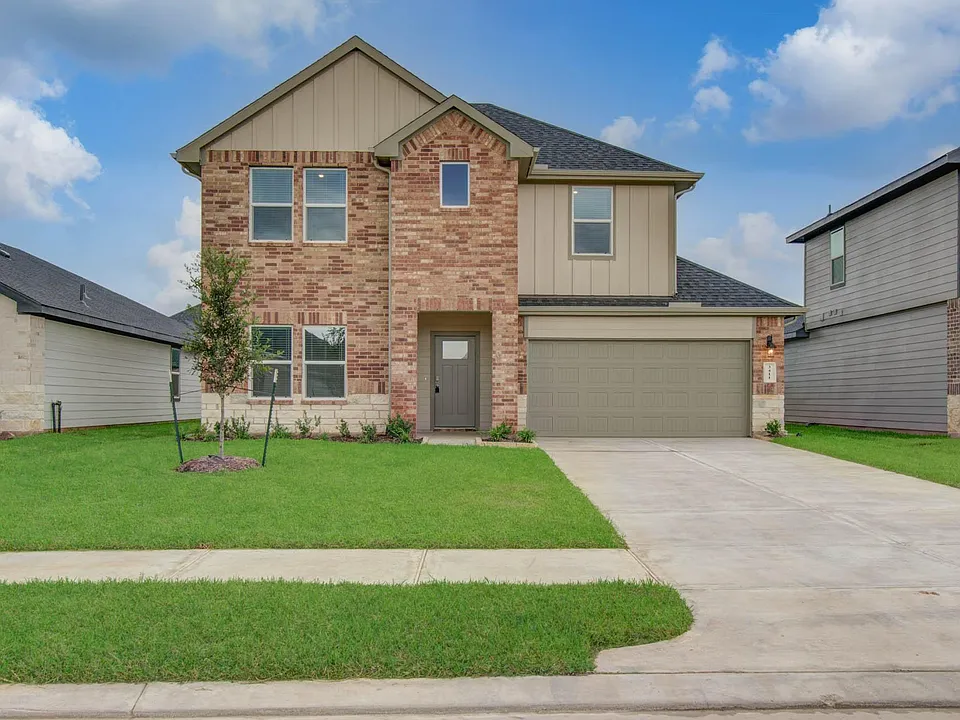 3411 Ashe Landing Dr