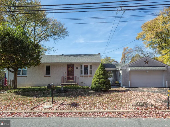 2210 Wharton Ave, Upper Chichester, PA 19061