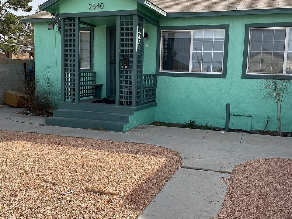 1st image of 2540 Valley St #2540
