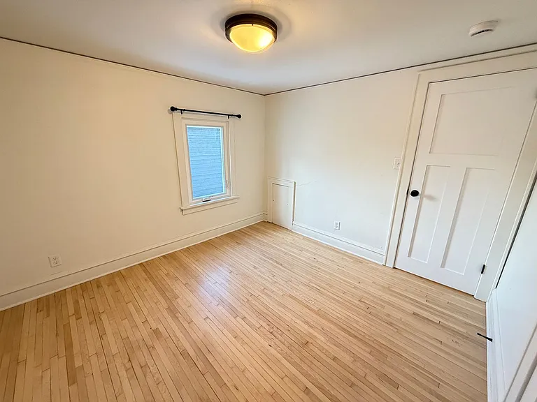 1301 Hammond Ave — Photo 19