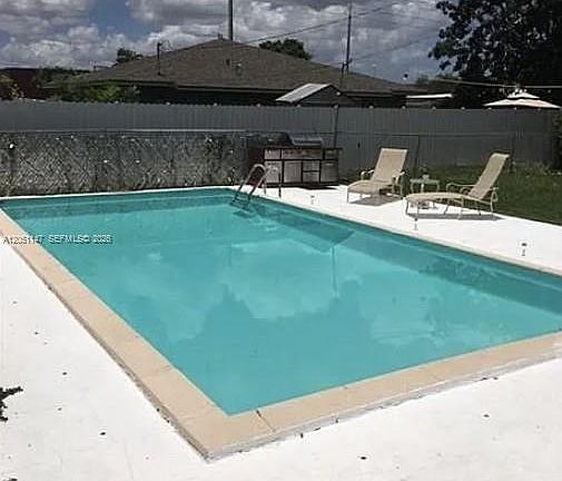 4th image of 2125 NW 126th St