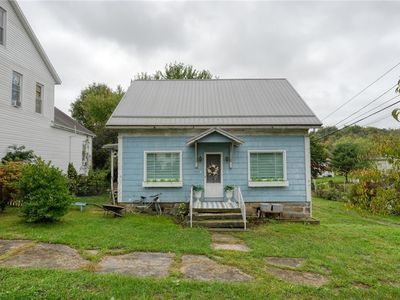 180 W Main St, Quaker City, OH, 43773