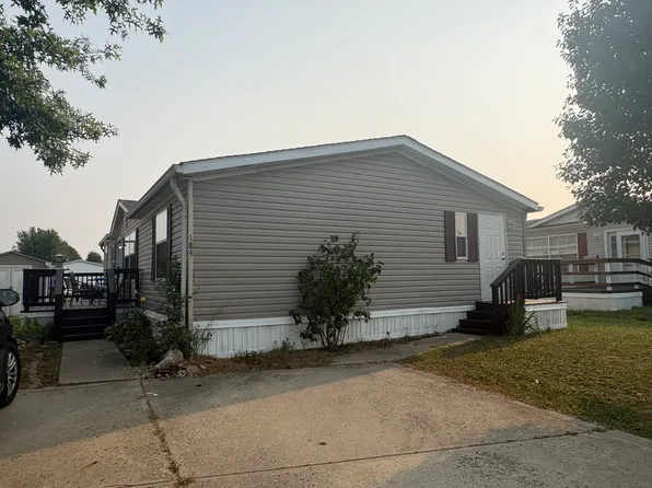 184 Pebble Creek Dr #175, Greenwood, IN 46143