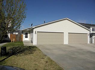 312 Hunters Way, Cheyenne, WY 82007