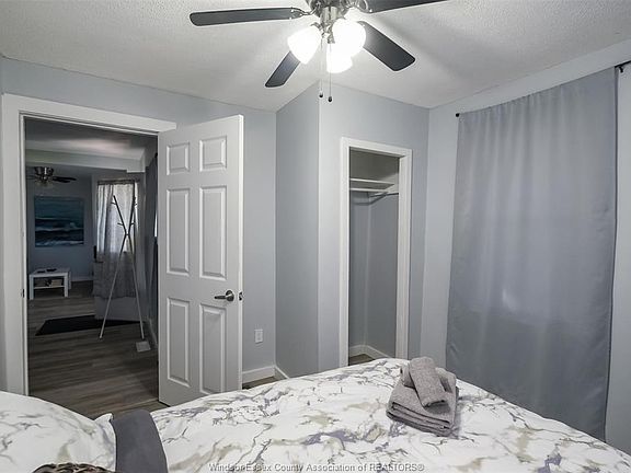 5th image of 624 Charles St