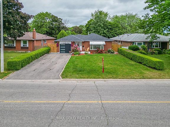 2nd image of 53 Dorchester Dr