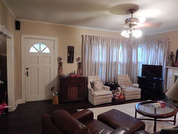 5th image of 1530 Barclay Dr