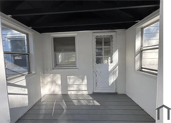 5062 Erwin St — Photo 12