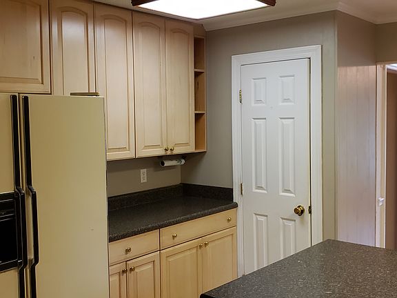 4th image of 2338 Glascock St