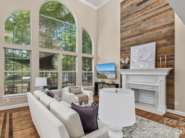 122 Lake Pine Rd, Mooresville, NC 28117