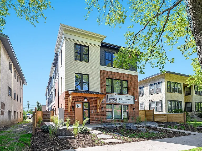 Laurel Apartments — Photo 25