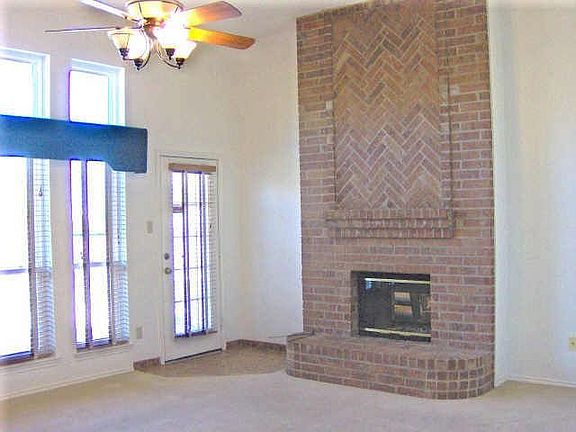 4th image of 6745 Dogwood Ln