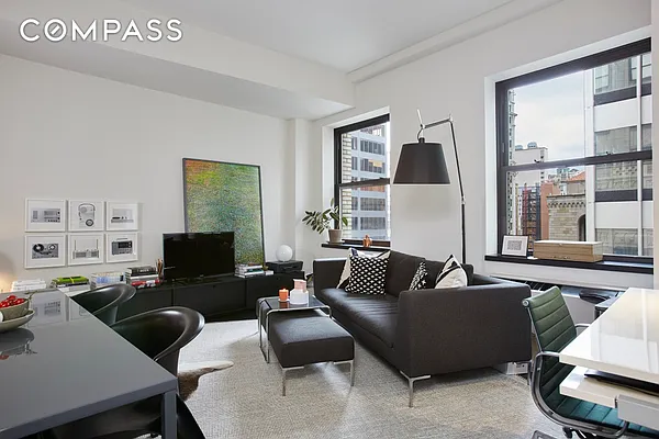 Rented by Compass | media 21