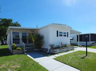 71 6th St W, Nokomis, FL 34275
