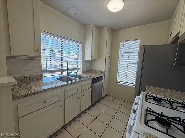 4848 Nara Vista Way #201 — Photo 7