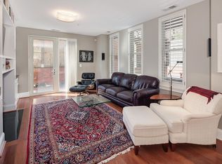 4821 Montgomery Ln APT 103, Bethesda, MD 20814