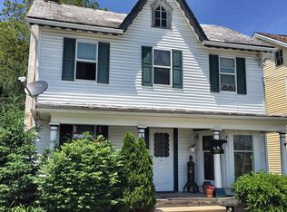 9057 Steinsville Rd, Kempton, PA 19529