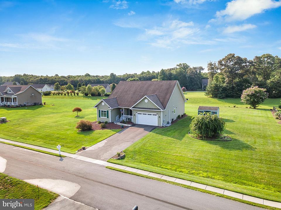1st image of 28460 Cedar Ridge Dr