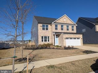 904 Midbrook Ln, Bowie, MD 20716