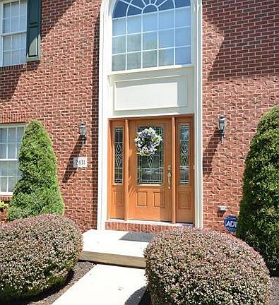 2nd image of 2431 Bonnie Dell Dr