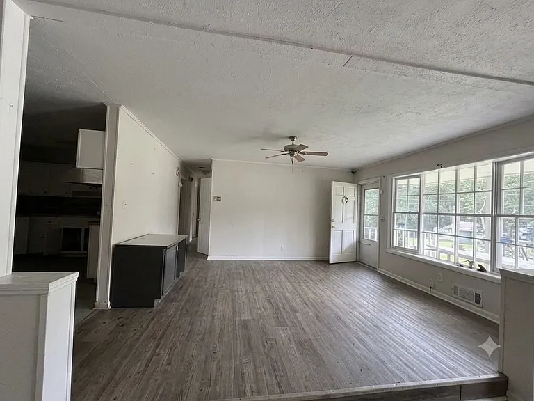 459 N Norcross Tucker Rd — Photo 3