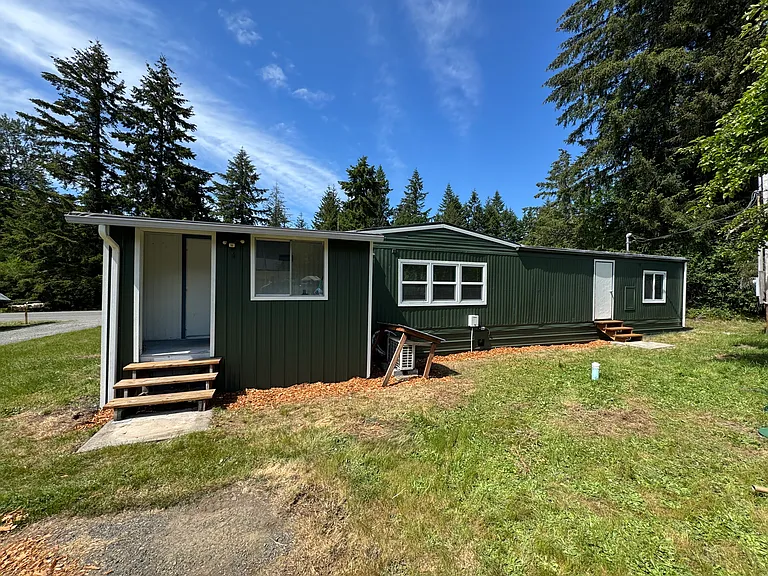 8645 State Route 507 SE — Photo 1
