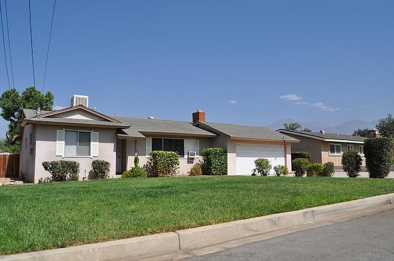 1st image of 33724 Fairview Dr
