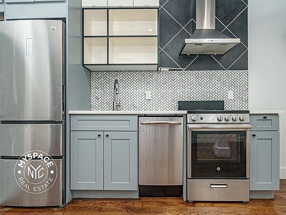 2nd image of 85 Graham Ave #4E