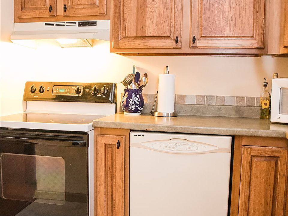 160 Lyman Meadow UNIT E1, Hinesburg, VT 05461 Zillow