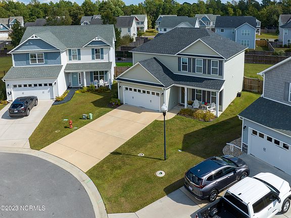3rd image of 1226 Needleleaf Drive