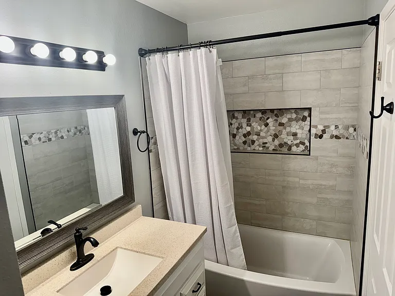 1607 Ashlan Ave — Photo 11