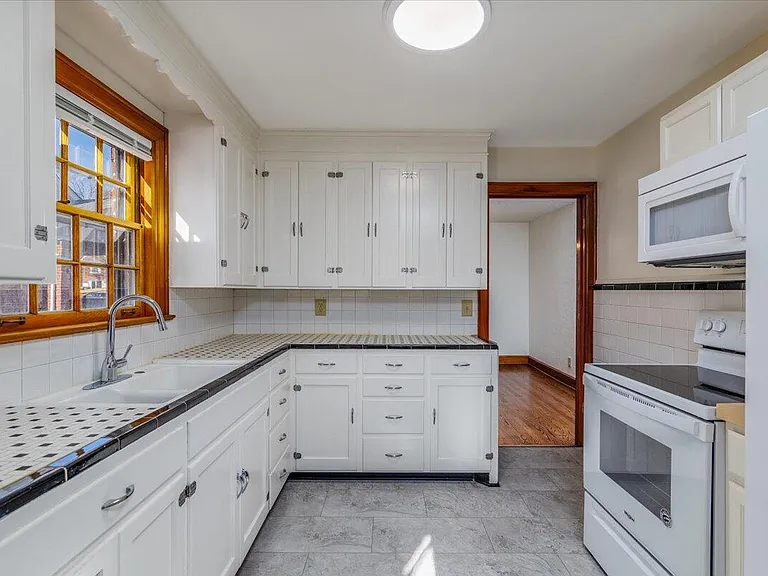 2510 Tillett Rd SW — Photo 11