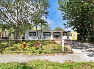 1110 N 71st Ter, Hollywood, FL 33024