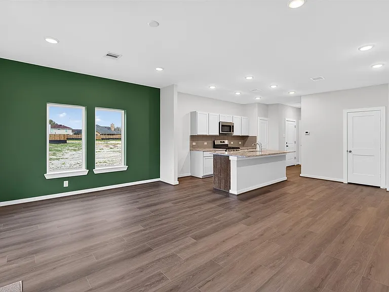 9113 Highland Northern Way — Photo 12