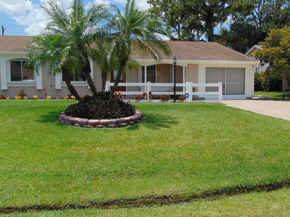 1st image of 420 SE Whitmore Drive