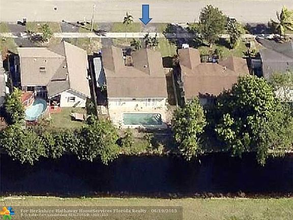 3rd image of 341 SW 83rd Ave