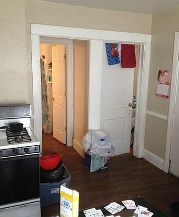 3rd image of 3991 E 52nd St