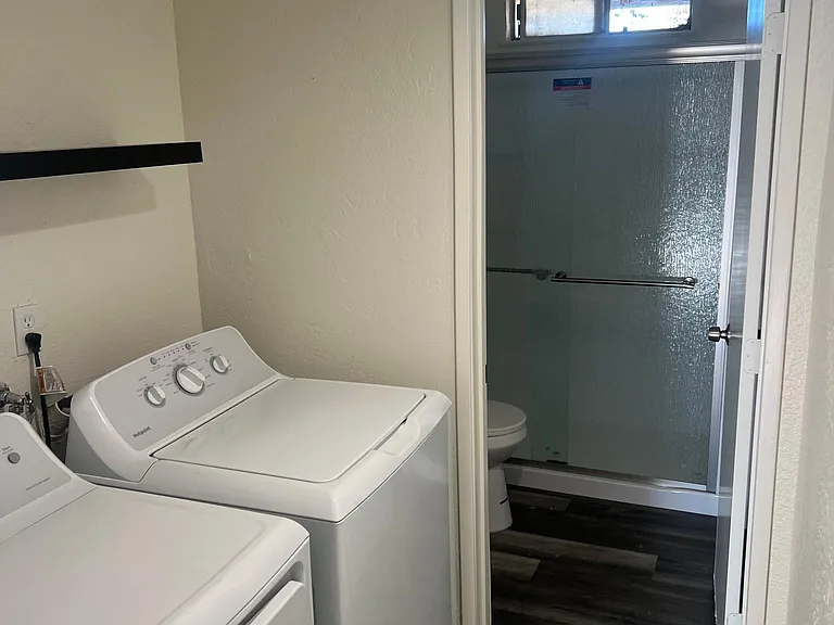 200 W Robertson Rd #A — Photo 4