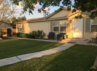 7933 Bonanza Dr, Bakersfield, CA 93307