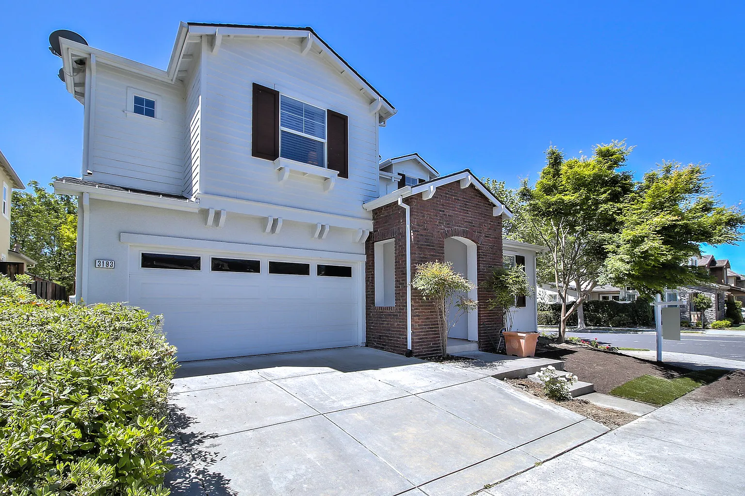 3193 Ashbrook Ln photo 1