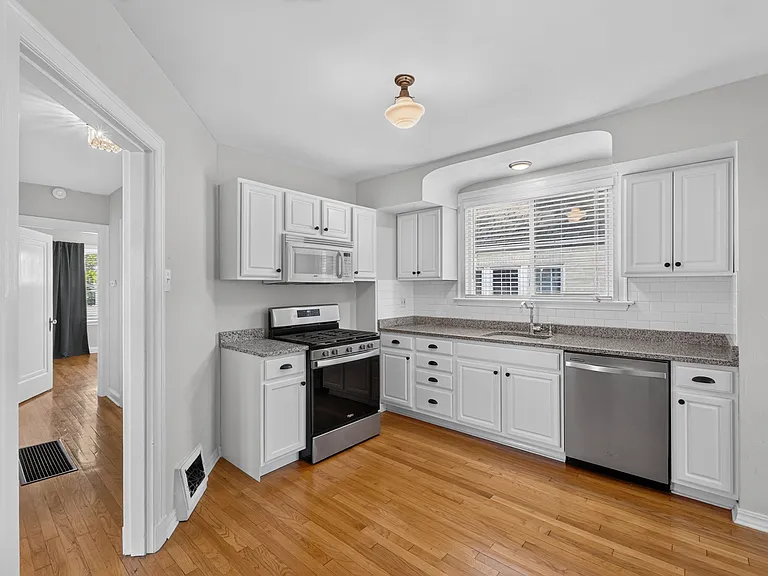 109 Handlan Ct — Photo 25