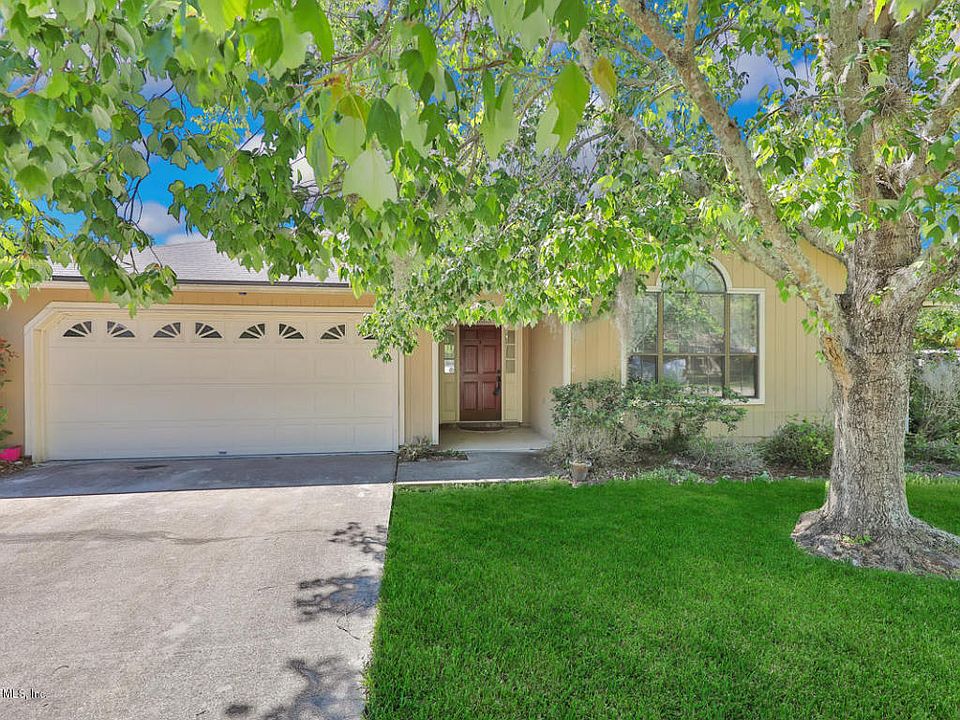 1st image of 11660 Lazy Willow Ln