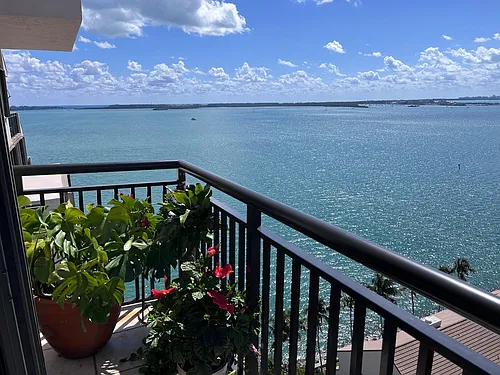 540 Brickell Key Dr Photo 1