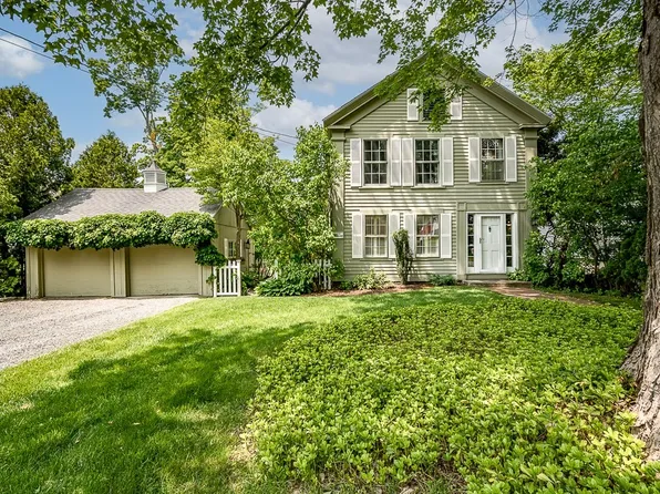 25 North St, Grafton, MA 01519