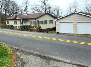 464 Tyrone Avery Rd, Morgantown, WV 26508