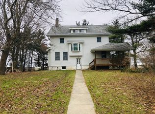 4653 N 2350 East Rd, Le Roy, IL 61752