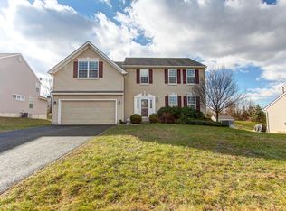1207 Springhill Ln, Pottstown, PA 19464