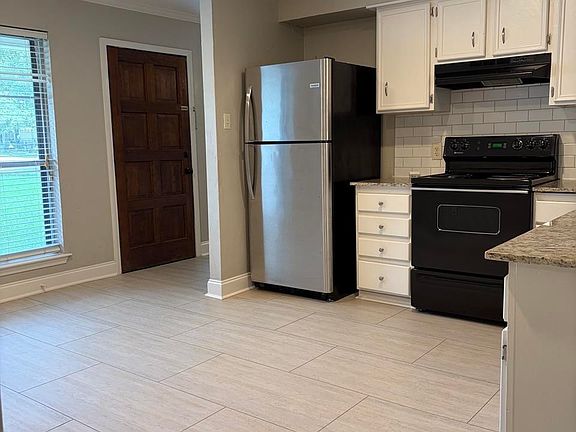4th image of 8626 Barnett Dr