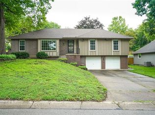 4417 S Mills St, Independence, MO 64055