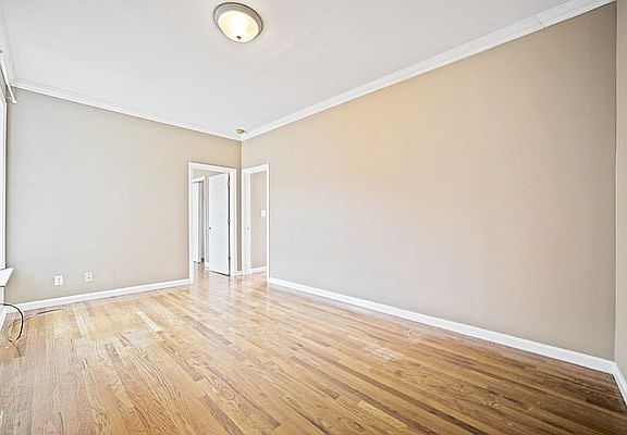 3rd image of 40-04 36th Ave #F4
